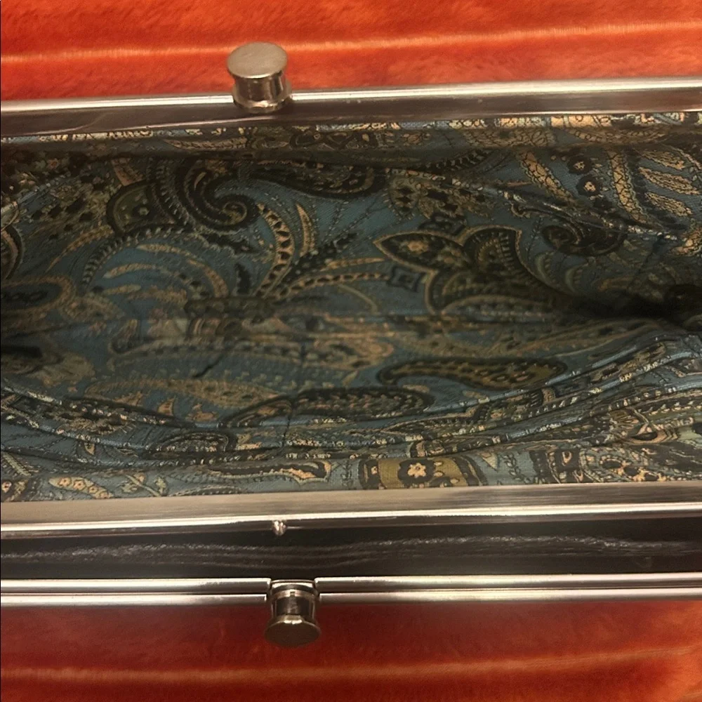 HOBO Lauren Double-Frame Clutch Wallet in Black Vintage Leather - Picture 7 of 13